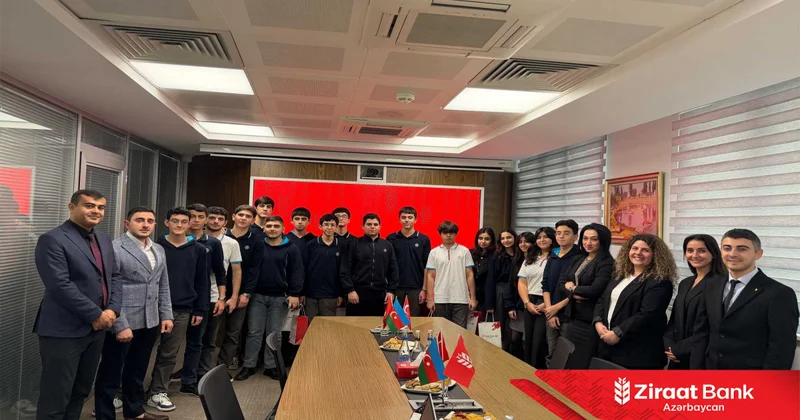 Ziraat Bank Azərbaycan məktəblilər üçün maliyyə savadlılığı təlimi təşkil edib