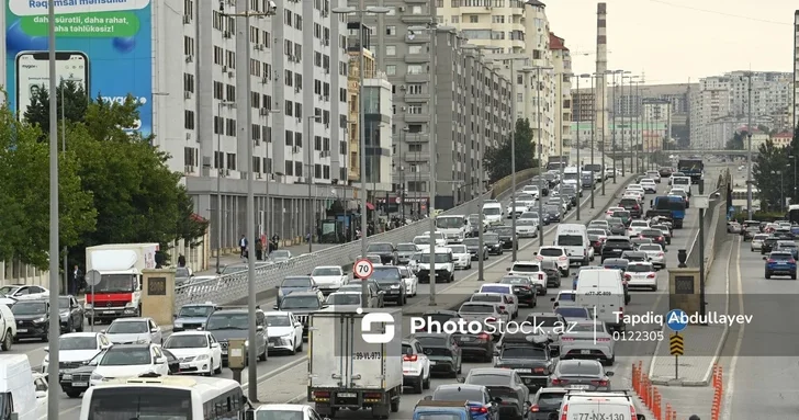 Дорожная обстановка на улицах Баку