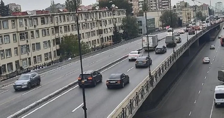 Bakının tıxaclı yolları SİYAHI