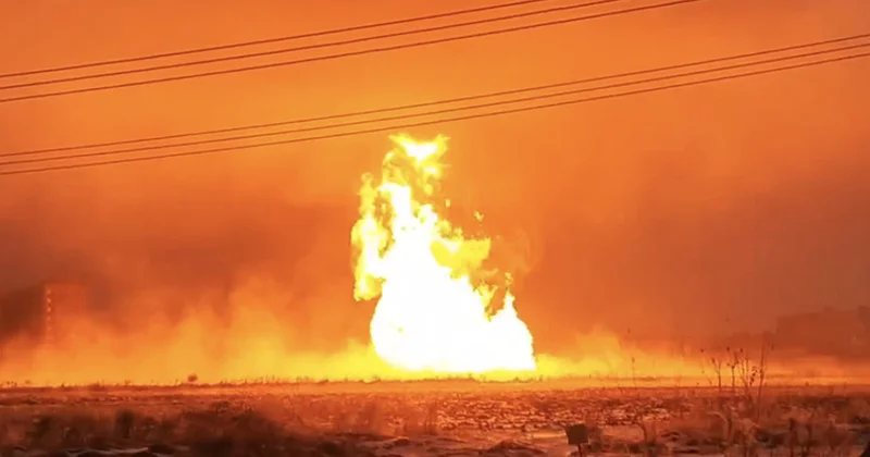 Взрыв газопровода в Омской области: пожар виден за километры
