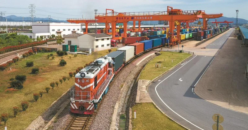 Çin Avropa marşrutu üzrə hərəkət edən yük qatarlarının sayı 120 minə çatıb