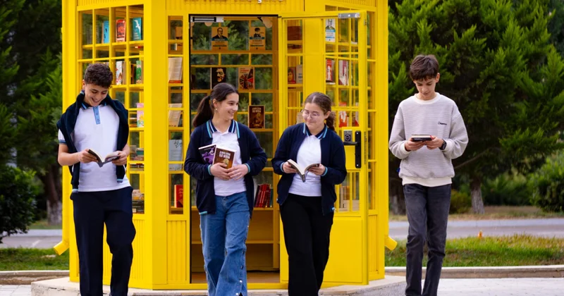 “AzerGold”un təşəbbüsü ilə Göygöldə interaktiv kitab köşkü istifadəyə verildi FOTO