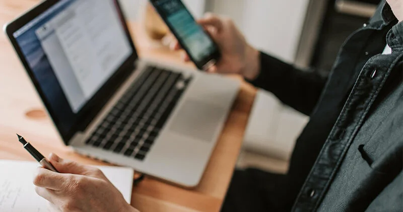 Onlarla xəbər saytı çökdü