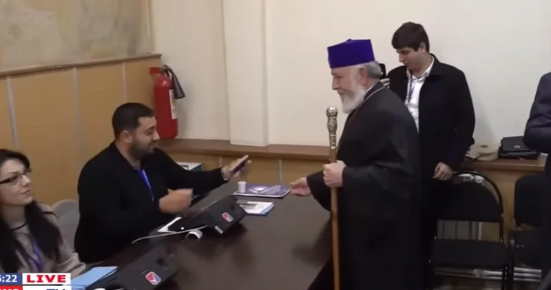 Холодный душ для оппонентов