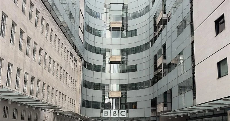 BBC Trampın milyardlıq təzminat iddiasına qarşı mübarizəyə hazırdır