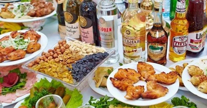 Qazlı içkilər qan laxtalanmasının əsas səbəbkarlarıdır.