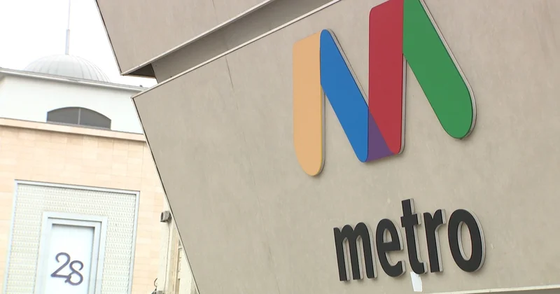 Бакметрополитен потратит 300 тысяч на пять дверей Minval Politika