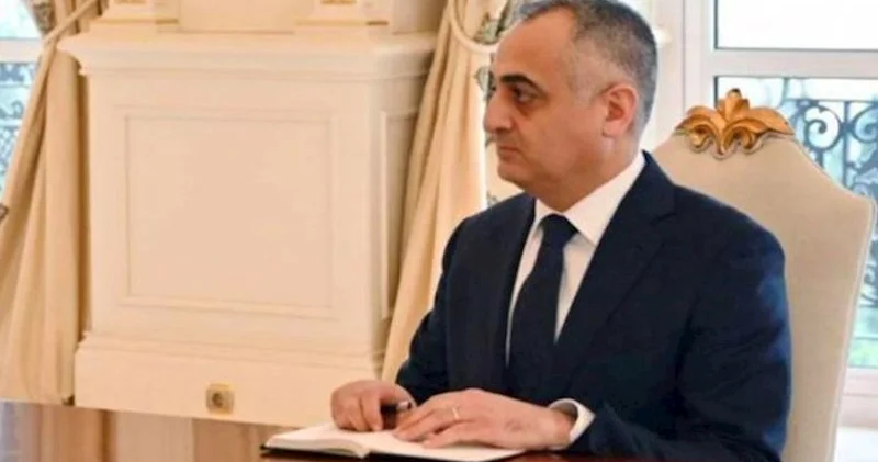 Fuad Nəcəfli niyə vəzifədən çıxarılıb?