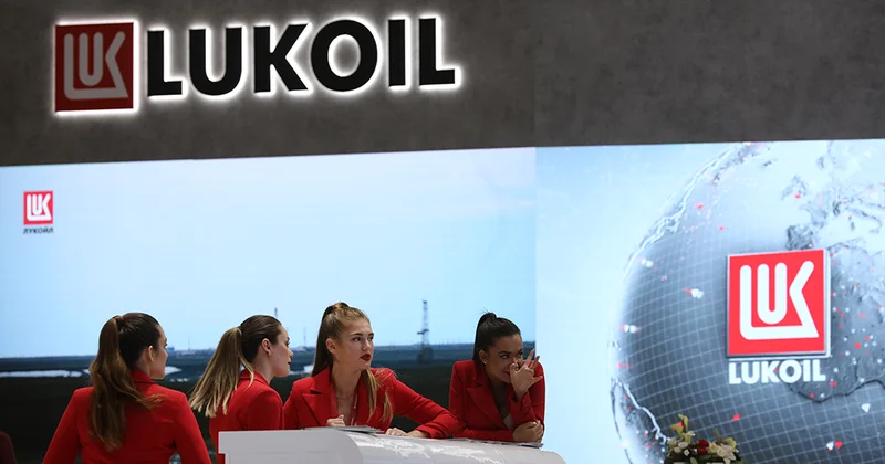 Лукойл хочет продать зарубежные активы единым пакетом