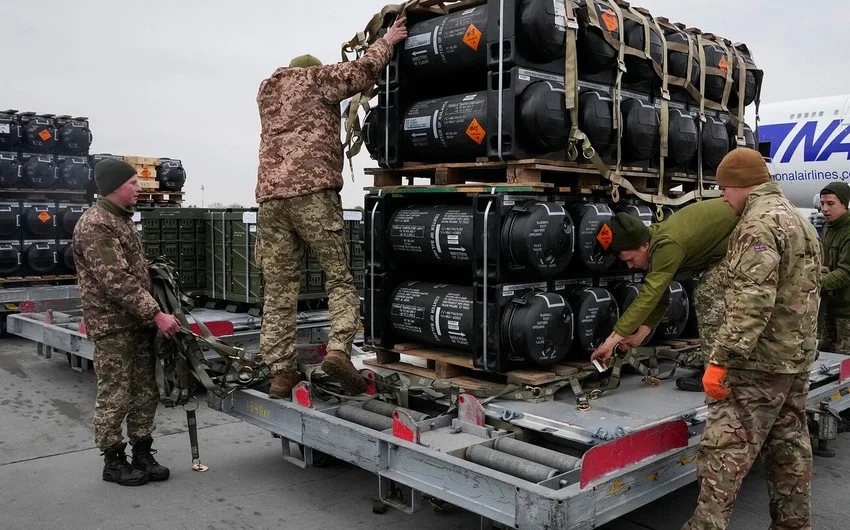 ABŞ Ukraynaya hərbi yardım üçün ilin sonuna qədər 1,22 milyard dollar xərcləyəcək Azərbaycanda özəl xəbərlər, araşdırmalar, təhlillər və müsahibələrin tək ünvanı