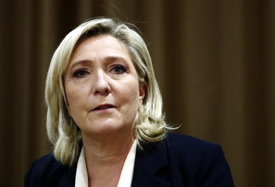 Le Pen Fransada növbədənkənar prezident seçkilərinin keçiriləcəyini istisna etmir AZƏRTAC