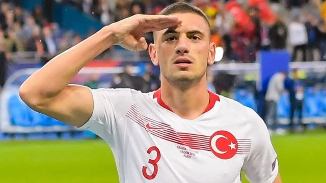 Merih Demiral “Fənərbağça”nın gündəmində İdmanXəbər