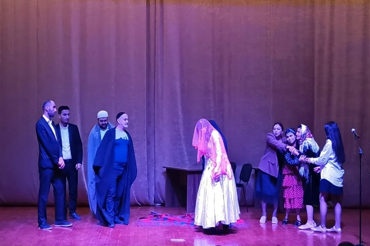 Xalq teatrı Cabbarlının “Dilbər” hekayəsini səhnələşdirib