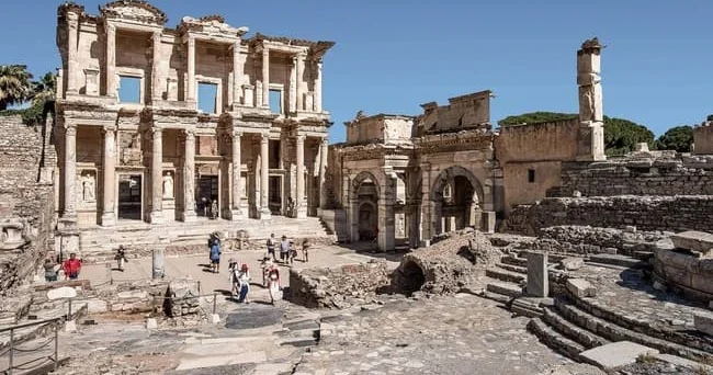 Türkiyədə Vəhyin Yeddi Kilsəsi marşrutu üzrə mənəvi Milad təcrübəsi