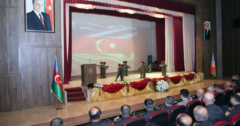 Əlahiddə Ümumqoşun Ordunun yaradılmasının ildönümü qeyd olunub VİDEO