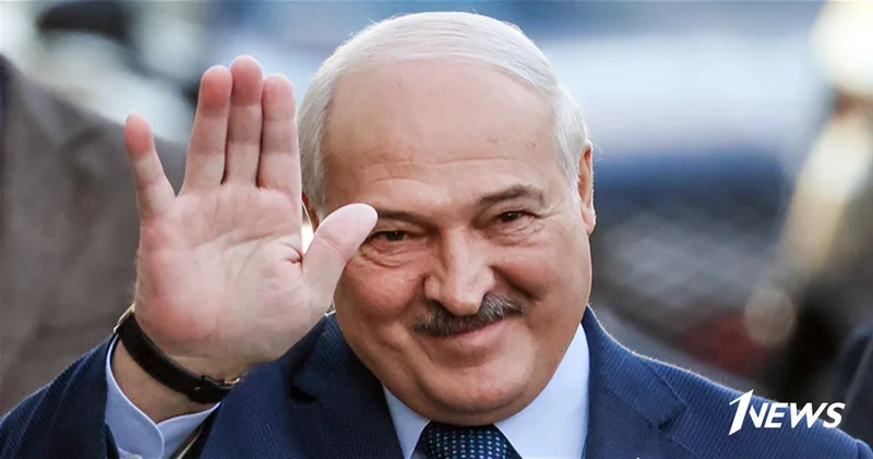 Лукашенко назвал себя уходящим президентом