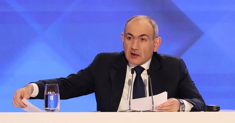 Paşinyandan Qarabağ ermənilərinə status açıqlaması