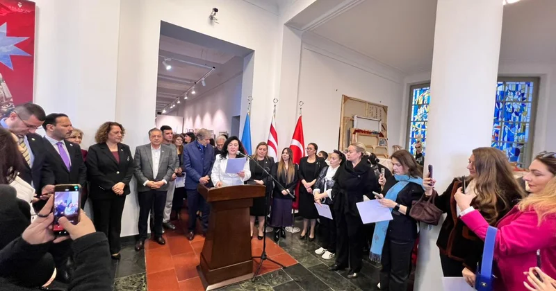 “Qardaşlığımız əbədidir!” adlı rəsm sərgisi təşkil olunub