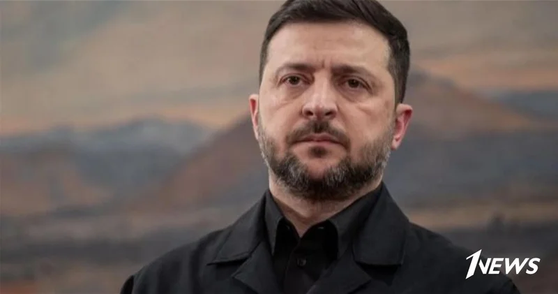 Зеленский прилетел в Варшаву