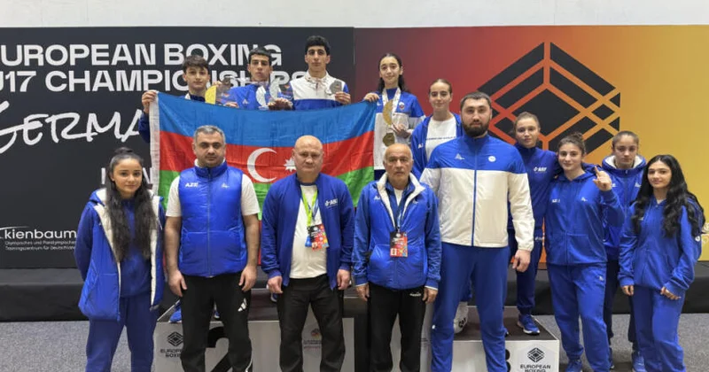 Два азербайджанских боксера стали чемпионами Европы ФОТО