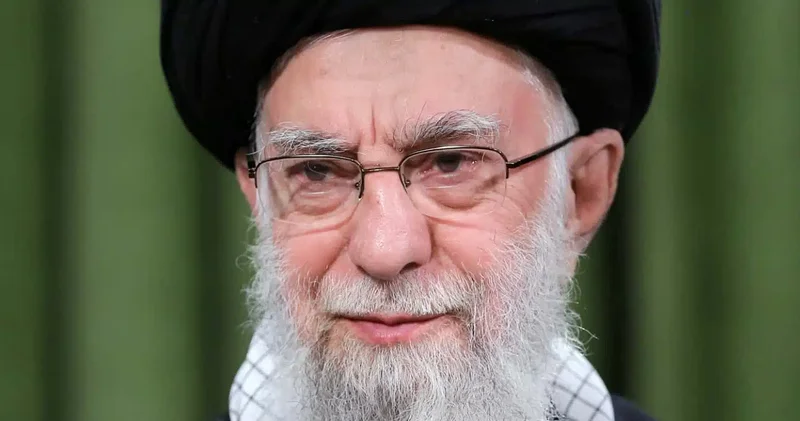 “Tehran “qələbə“ deyir, amma ölkə böhran içindədir: İranın daxili iflası və nüvə dalanı“ “The Atlantic“