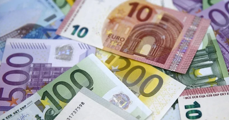 Avropada saatlıq əmək haqqı artıb