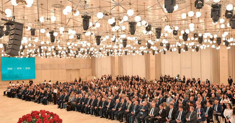 Emin Əmrullayev AzMİU nun yubiley tədbirində iştirak etdi Fotolar