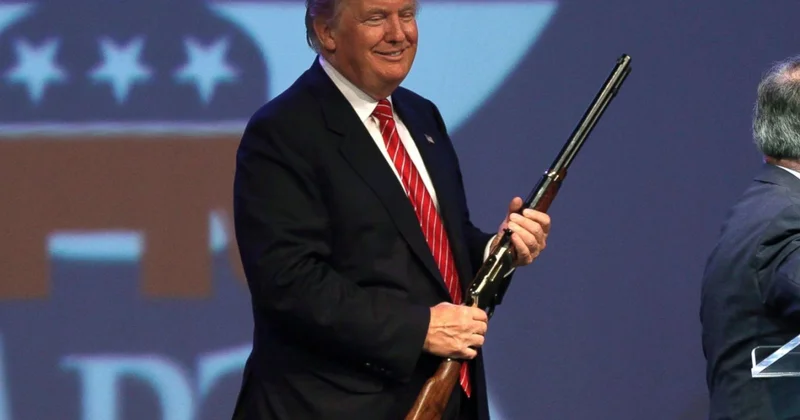 Ну не воин он, а бизнесмен горячая тема