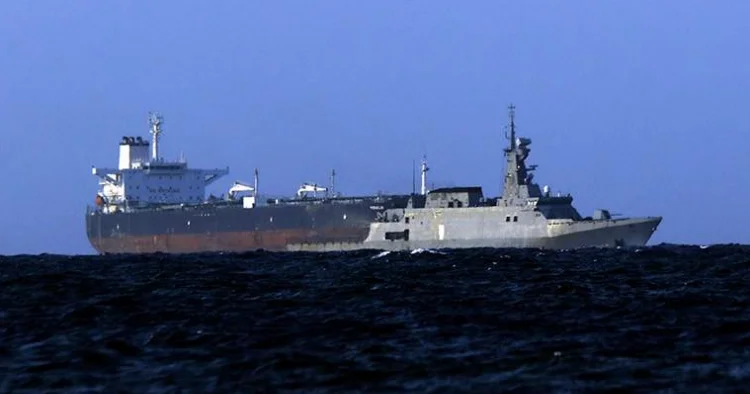 Venesuela ABŞ qüvvələrindən qorunmaq üçün hərbi gəmilər yerləşdirib