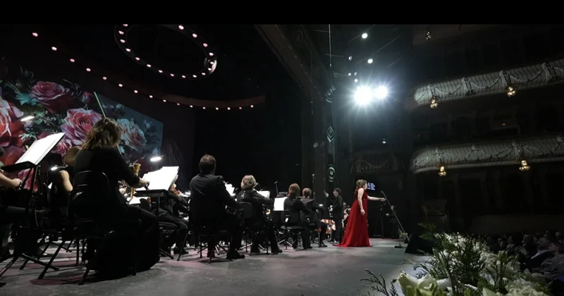 Azərbaycanın Xalq artisti Dinara Əliyeva Bolşoy Teatrında konsert verib