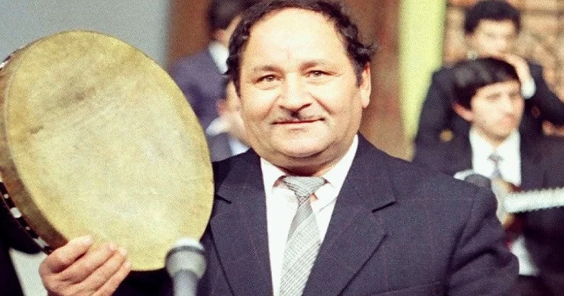 Məcnunu yandırıb yaxan, Kərəmi alışdıran səs Fəxri adı olmayan Qulu Əsgərov