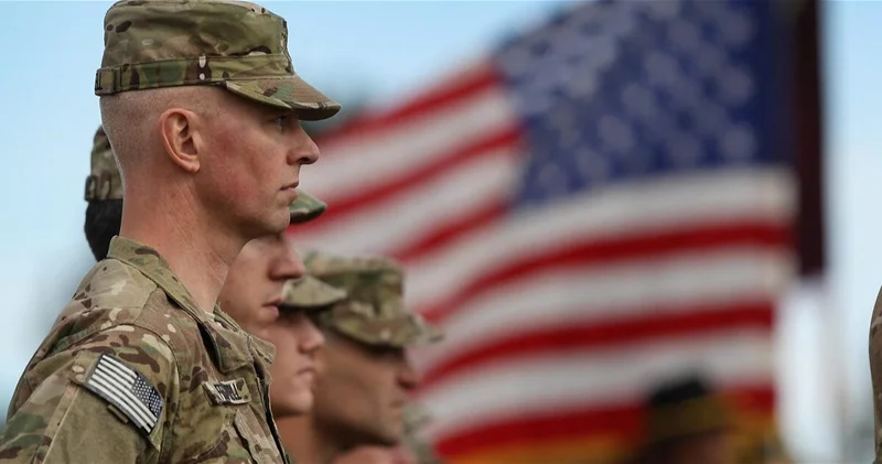 Власти США выплатят более 1,45 млн американских военных по $1 776