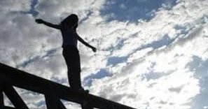 Yeniyetmələr arasında intihara meyilliliyin kök səbəbləri NƏLƏRDİR ? ARAŞDIRMA