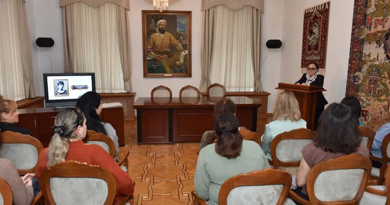 Ümmügülsüm Sadıqzadənin 125 ci ildönümünə həsr olunan seminar