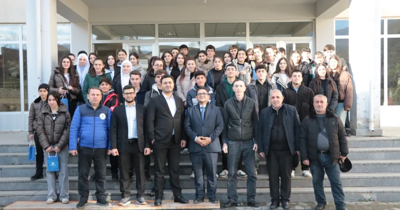 “İnternetdən təhlükəsiz istifadə bacarıqları”