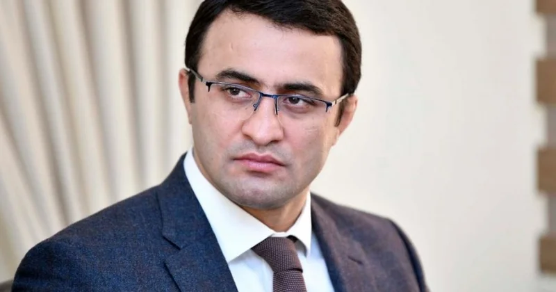 Fərid Mansurov: “Atam bizi qohumlarımızla güləşdirirdi” VİDEO