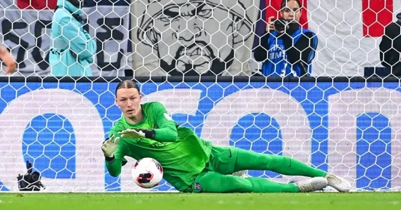 121 ildə belə şey olmamışdı: Bu qapıçı tarixə düşdü