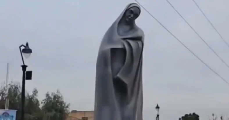 İranda Ana heykəli mübahisə yaratdı Din və sənətin sərhədi haradan keçir?