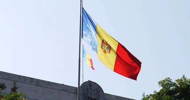 Moldova Ukrayna ilə sərhədi bağladı