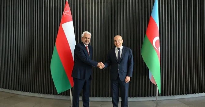 Mikayıl Cabbarov omanlı həmkarı ilə görüşüb, mühüm məsələlər müzakirə olunub