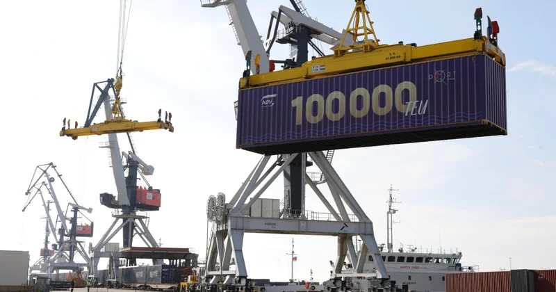 Бакинский порт бьет новые рекорды догоним и перегоним