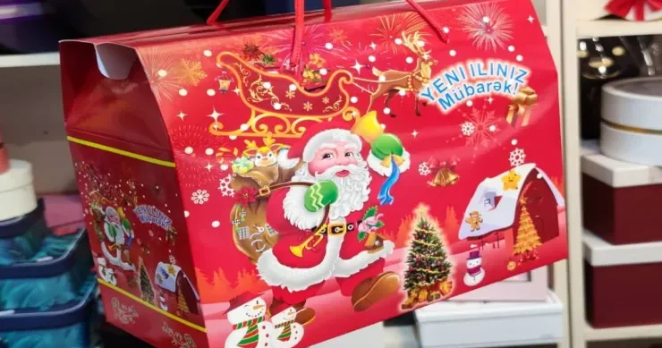 Yeni il hədiyyə qutuları alarkən diqqətli olun VİDEO