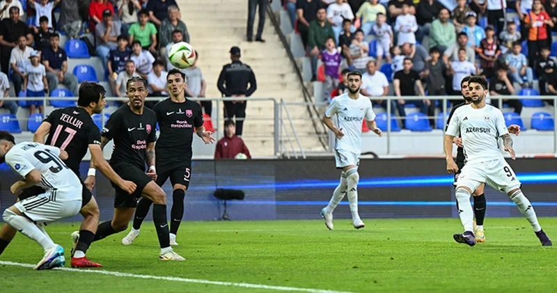 Mərkəzi oyunun heyətləri