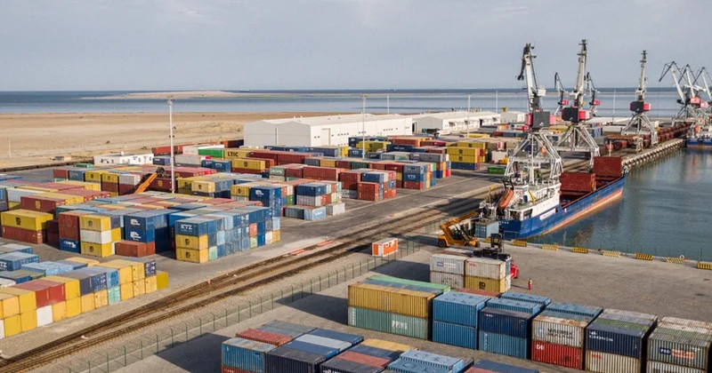 Bu il Bakı Limanı 100 min TEU konteyner daşıyıb