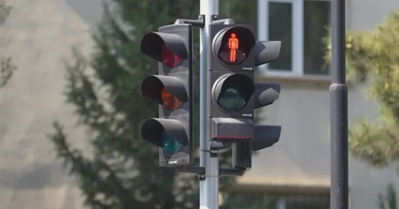 Как "умные" светофоры в Баку смогут повлиять на пробки? ПОДРОБНО ВИДЕО