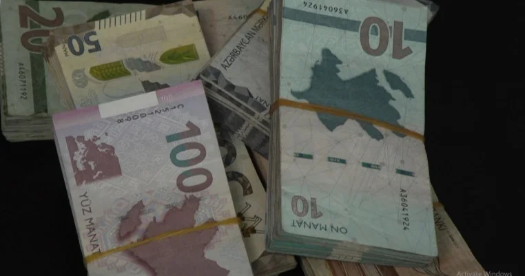 Bankların gecikməyə görə faiz borcundan faiz pulu tutması qanunidir? (VİDEO)