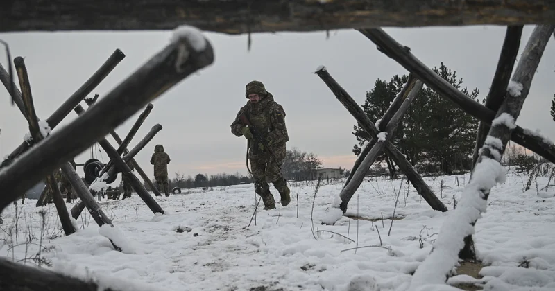 Как Украине воевать без денег? главный вопрос