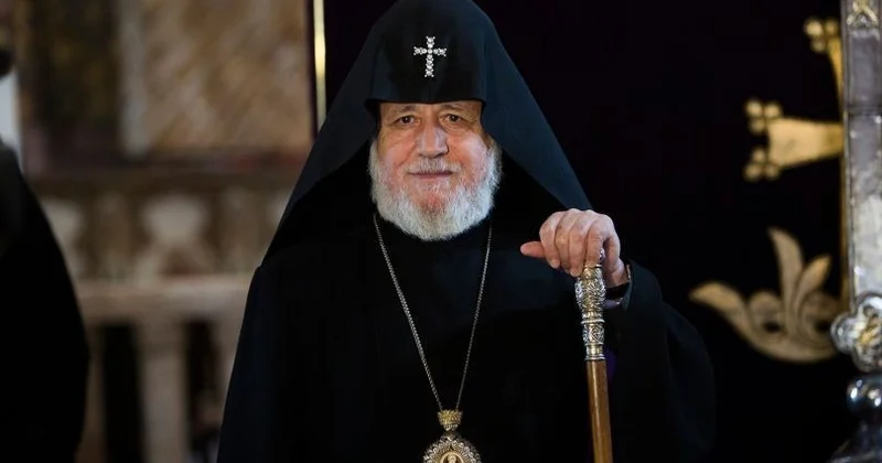 Католикос в изгнании : в России обсуждают сценарий ухода Ктрича Нерсисяна