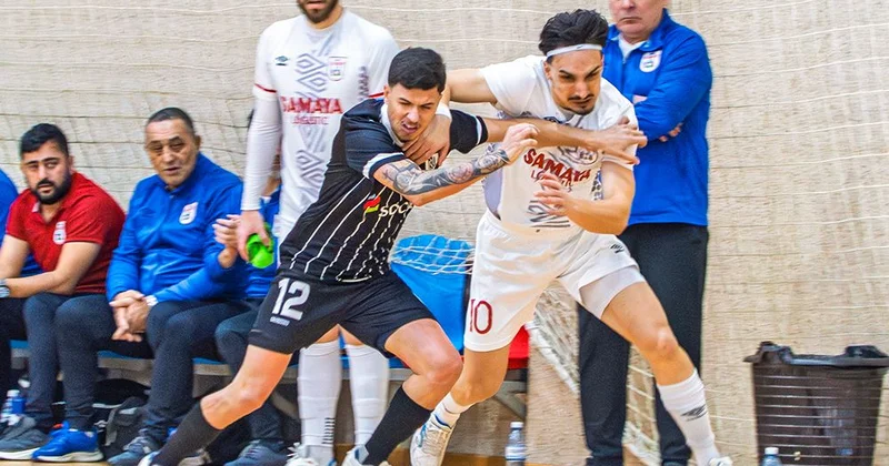 Son çempion fasiləyə lider yollandı