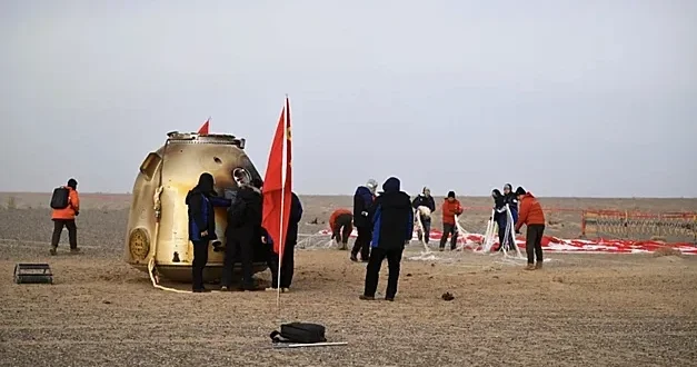 Meteoritdən zərər görən kosmik gəmi Çinə eniş edib